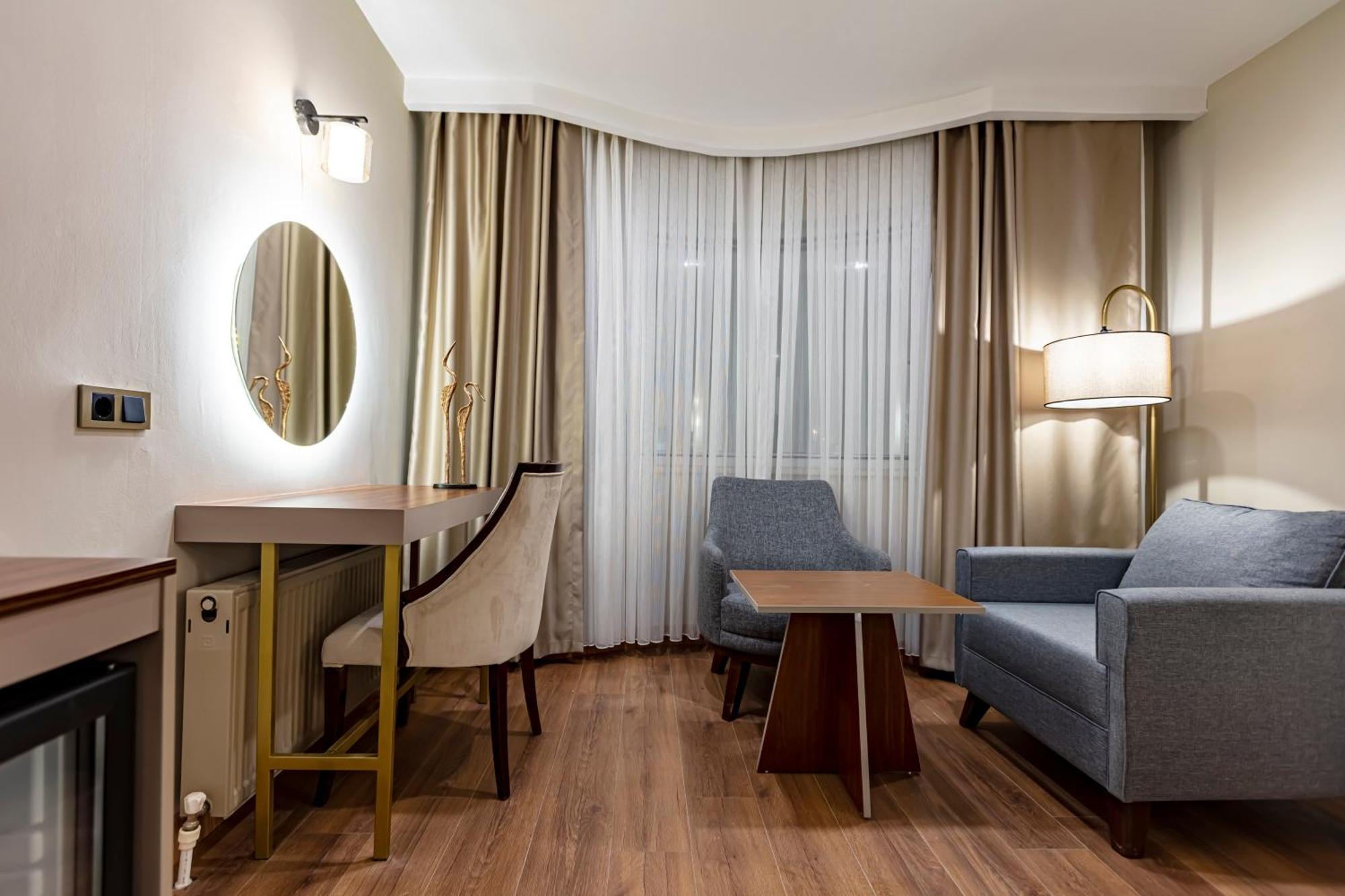Grand Hamit By Karadayi Airport Hotel Arnavutkoy Luaran gambar