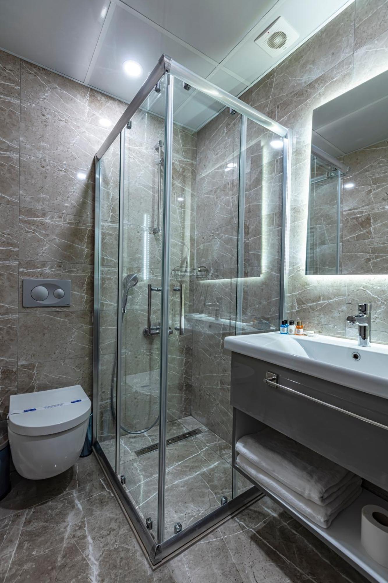 Grand Hamit By Karadayi Airport Hotel Arnavutkoy Luaran gambar
