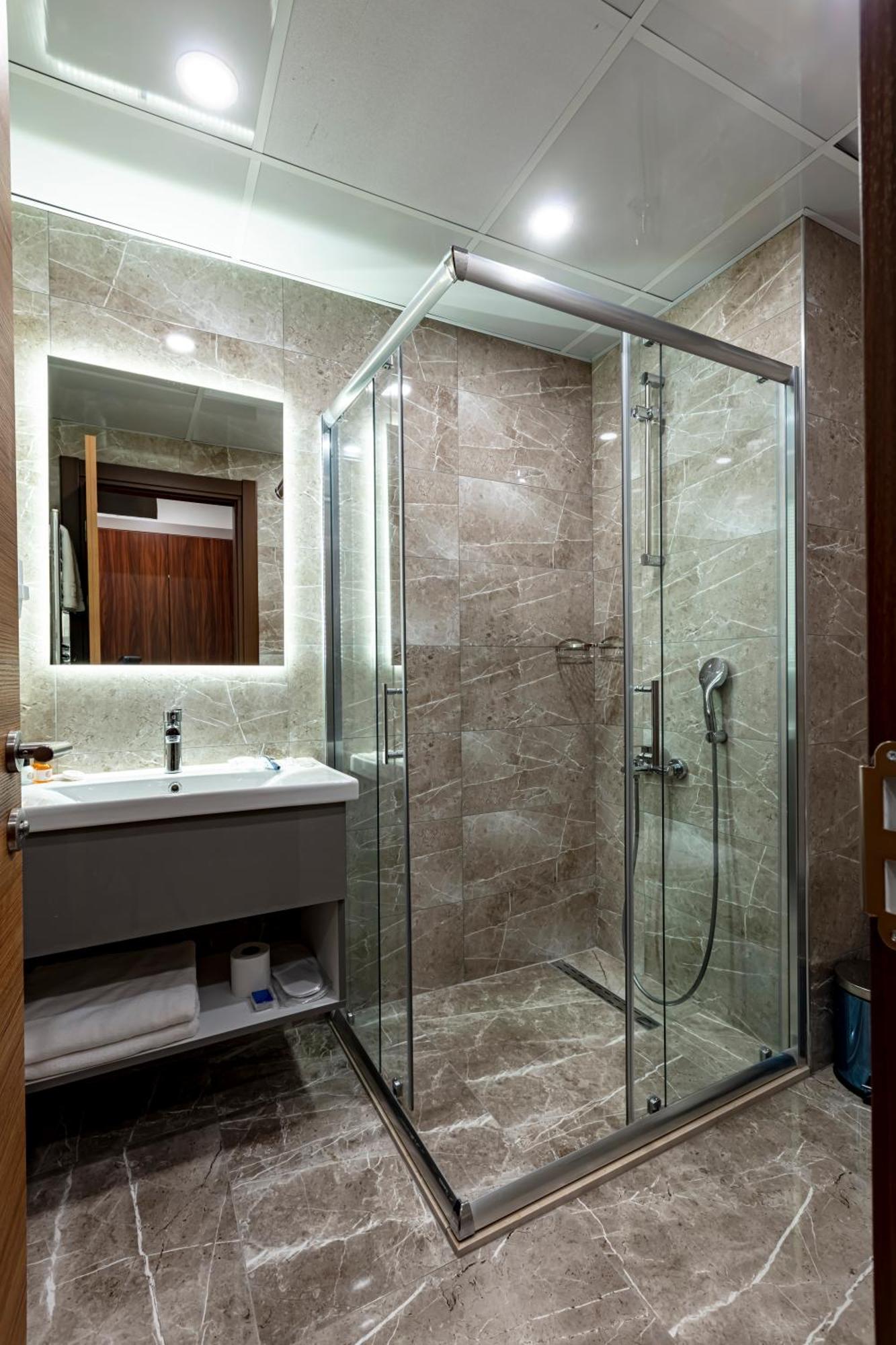 Grand Hamit By Karadayi Airport Hotel Arnavutkoy Luaran gambar